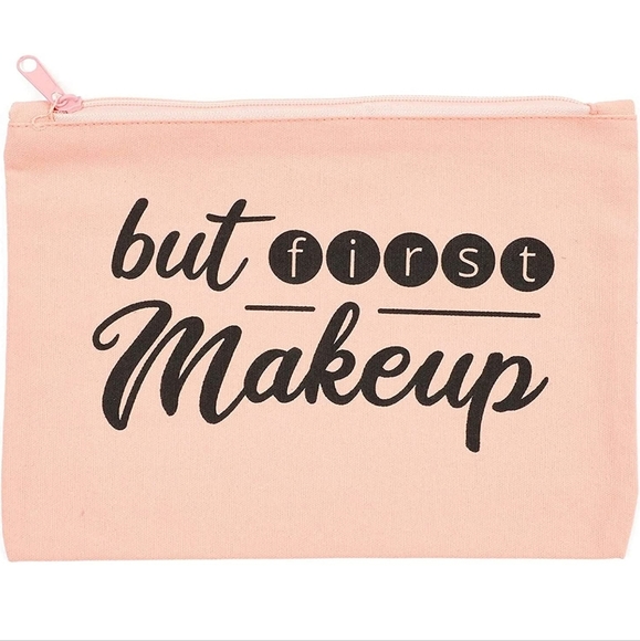 Makeup bag - Picture 2 of 4